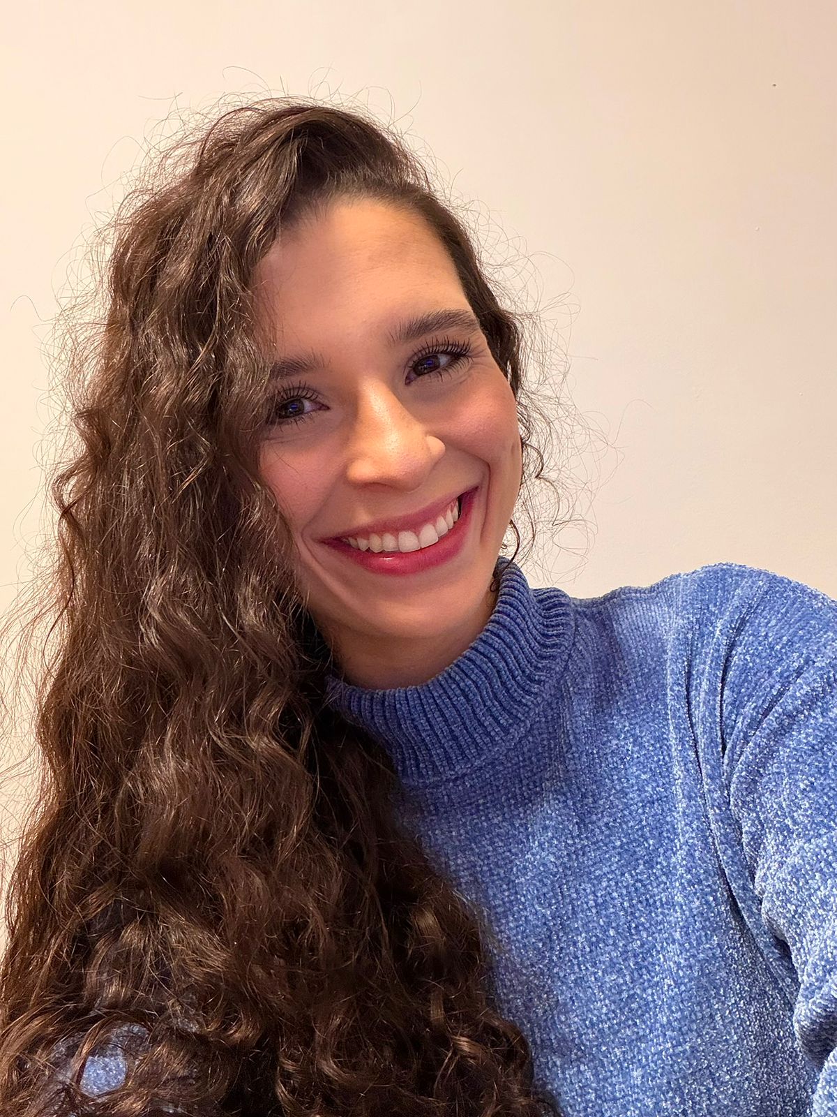 Dra. Kamylla Cestari Dis Santos